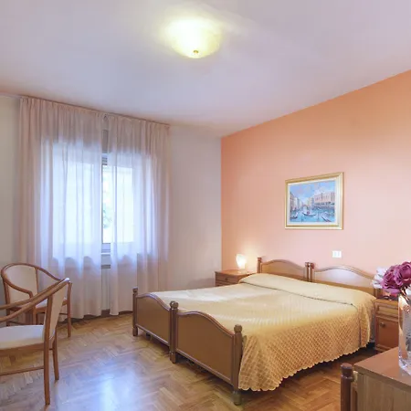 San Gabriele Отель 3*