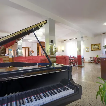 San Gabriele لوريتو